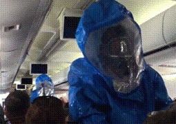 «Зараженный Эболой» американец вызвал панику в самолете
