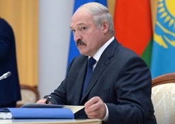 Александр Лукашенко посоветовал белорусам забыть о жизни без России