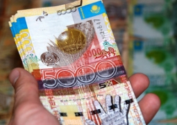 Казахстан потратит 194 млрд тенге на повышение зарплат, пенсий и стипендий
