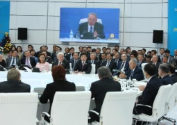 Послание народу Казахстана подготовлено раньше, чтобы дать время Правительству на подготовку к работе в 2015 году, - Н.Назарбаев