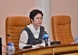 Гульшара Абдыкаликова провела свое первое заседание на посту Госсекретаря РК