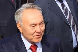 Нурсултан Назарбаев открыл новый военный городок Национальной гвардии РК в Астане