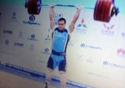 Илья Ильин стал чемпионом мира, установив мировой рекорд