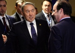 Нурсултан Назарбаев встретился с президентом Франции