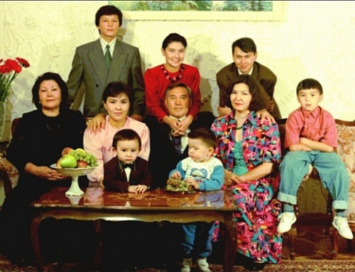 Сара Назарбаева завела страничку в Instagram, где публикует эксклюзивные семейные фото
