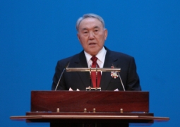 Нурсултан Назарбаев призвал казахстанцев быть готовыми к трудностям
