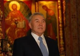 Нурсултан Назарбаев поздравил казахстанцев с Рождеством