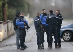 СМИ сообщили о пяти заложниках в Париже