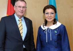 Дарига Назарбаева вручила послание Президента РК в адрес Ангелы Меркель