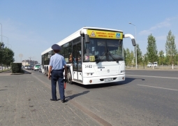 В Алматы стартовал рейд по пресечению нарушений ПДД водителями общественного транспорта