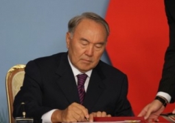 Нурсултан Назарбаев подписал поправки в Трудовой кодекс