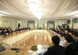 Правительство и Нацбанк РК утвердят план по дедолларизации экономики Казахстана
