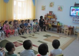 Охват детей дошкольным образованием в РК превысил 80% - Аслан Саринжипов