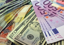 Курс доллара в обменных пунктах Алматы не превысил 185,8 тенге