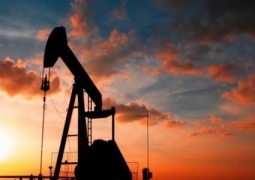 Мировые цены на нефть корректируются вверх после снижения