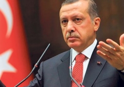 Суд Стамбула оштрафовал президента Турции за оскорбление памятника