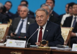 Нурсултан Назарбаев предложил внедрить новую систему оплаты труда госслужащих