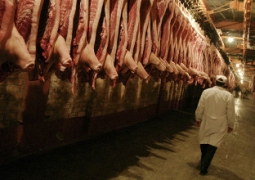 Министр сельского хозяйства РК заявил о переизбытке мяса в Казахстане