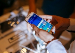 Новые Samsung Galaxy S6 и S6 Edge появятся в продаже 17 апреля