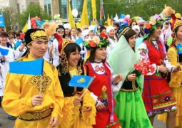 Нурсултан Назарбаев предложил ежегодно отмечать День Благодарности казахам