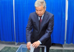 Министр обороны Имангали Тасмагамбетов проголосовал на выборах президента РК
