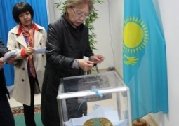 Явка избирателей на выборах президента Казахстана превысила 82% на 16.00 - ЦИК
