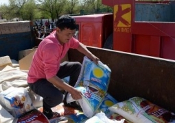 Таджикистан получил от Казахстана гуманитарную помощь на $2,7 млн