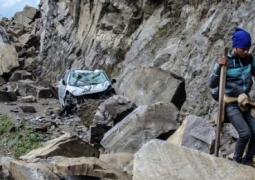 Спасатели обнаружили тела ста человек, погибших из-за лавины в Непале