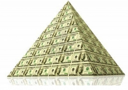 В Атырау начался суд над создателем «финансовой пирамиды», жертвами которой стали 134 человека