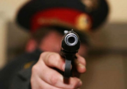 Полицейский застрелил из табельного оружия мужчину в целях самообороны в Талдыкоргане