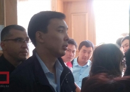 Иск Алиби Жумагулова на 200 млн тенге оставлен без рассмотрения