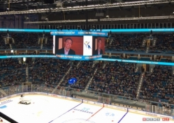 Геннадий Головкин прибыл на открытие новой ледовой арены в Астане