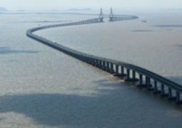 Мост над Каспием из Казахстана в Азербайджан планируют построить в скором времени