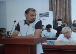Свидетели "по делу Серика Ахметова" при допросе будут обращены лицом к залу