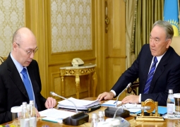 Нурсултан Назарбаев обсудил с Кайратом Келимбетовым сложившуюся экономическую ситуацию