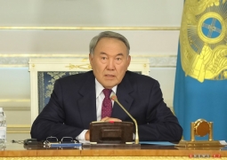 Повысить пособия малообеспеченным гражданам предложил Нурсултан Назарбаев