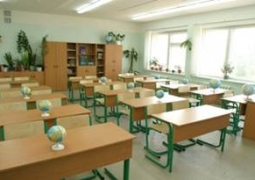 За сбор денег с учеников наказаны 10 директоров школ в Алматы