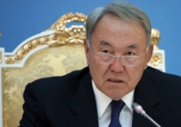 Нурсултан Назарбаев объяснил свое отсутствие на открытии сессии Парламента