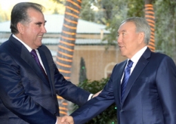 Нурсултан Назарбаев прибыл с официальным визитом в Таджикистан