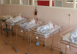 Медсестра вынудила мать отдать новорожденного, которого затем продала за 3 тысячи долларов