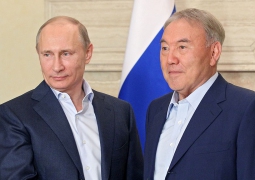 Нурсултан Назарбаев пригласил Владимира Путина в Казахстан