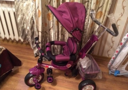 Многодетная мать украла велосипед-коляску, чтобы гулять со своими детьми в ВКО