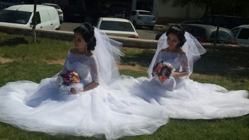 Сестры Биназаровы выходят замуж за братьев-близнецов в Актау 