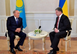 Нурсултан Назарбаев и Петр Порошенко договорились об обмене студентами между странами