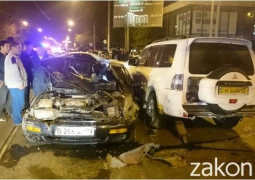 Очередное ДТП с участием трамвая в Алматы: разбиты 15 машин, есть пострадавшие (ВИДЕО)