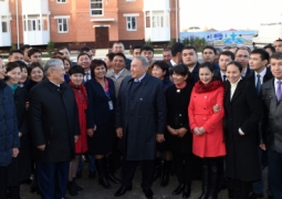 Нурсултан Назарбаев погостил у новоселов микрорайона «Арай-2» в Кызылорде
