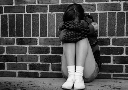 Детский врач изнасиловал девочку, взял с нее расписку об отсутствии претензий и обвинил ее в сексуальных домогательствах