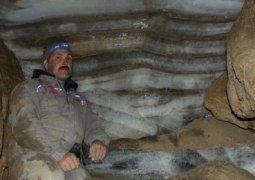 Древний ледник обнаружен в прикаспийской пещере в Атырауской области