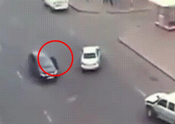 Пьяный водитель протащил на машине полицейского в Астане (ВИДЕО)