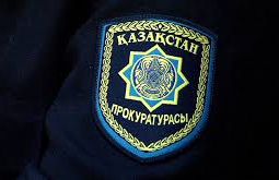 Прокурор устроила "автошоу" в Караганде, пострадали три машины